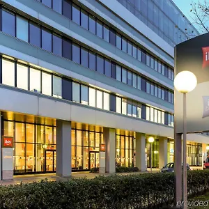 *** Otel Ibis Messe Avusturya